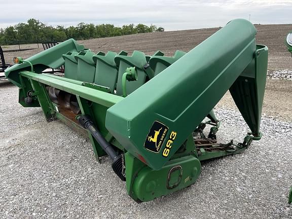 Image of John Deere 693 equipment image 1