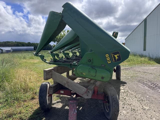 Image of John Deere 693 equipment image 2