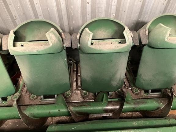 Image of John Deere 693 equipment image 2