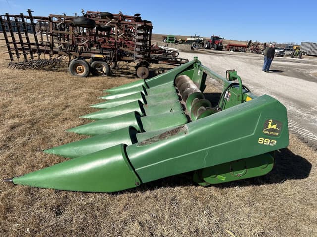 Image of John Deere 693 equipment image 2