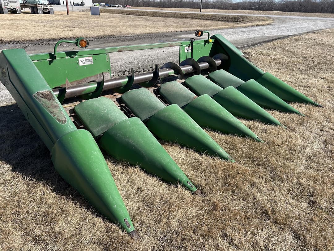 Image of John Deere 693 Primary image