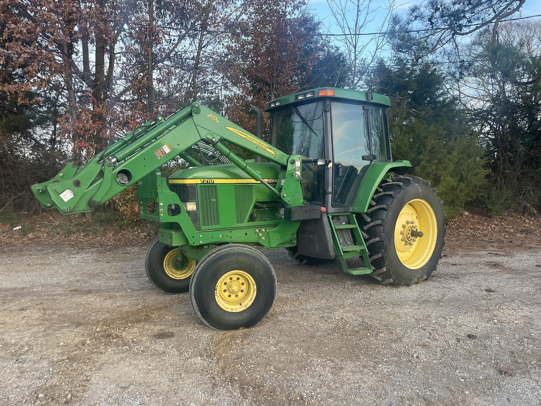 1997 John Deere 7210 Equipment Image0