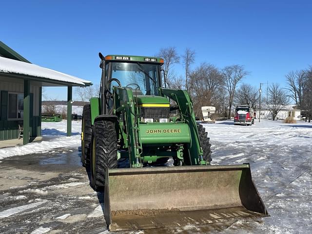 Image of John Deere 7410 equipment image 2