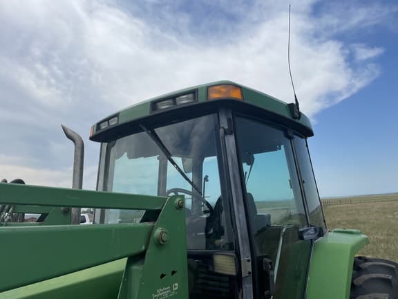 Image of John Deere 7410 equipment image 1