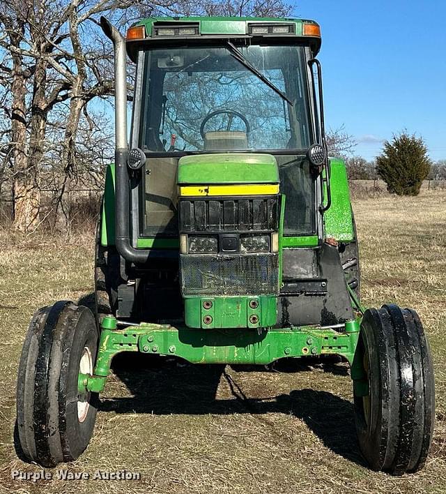 Image of John Deere 7410 equipment image 1