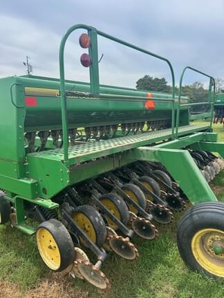 Image of John Deere 750 equipment image 4