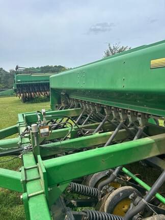 Image of John Deere 750 equipment image 3