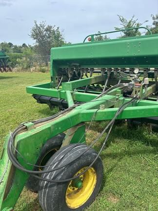 Image of John Deere 750 equipment image 1