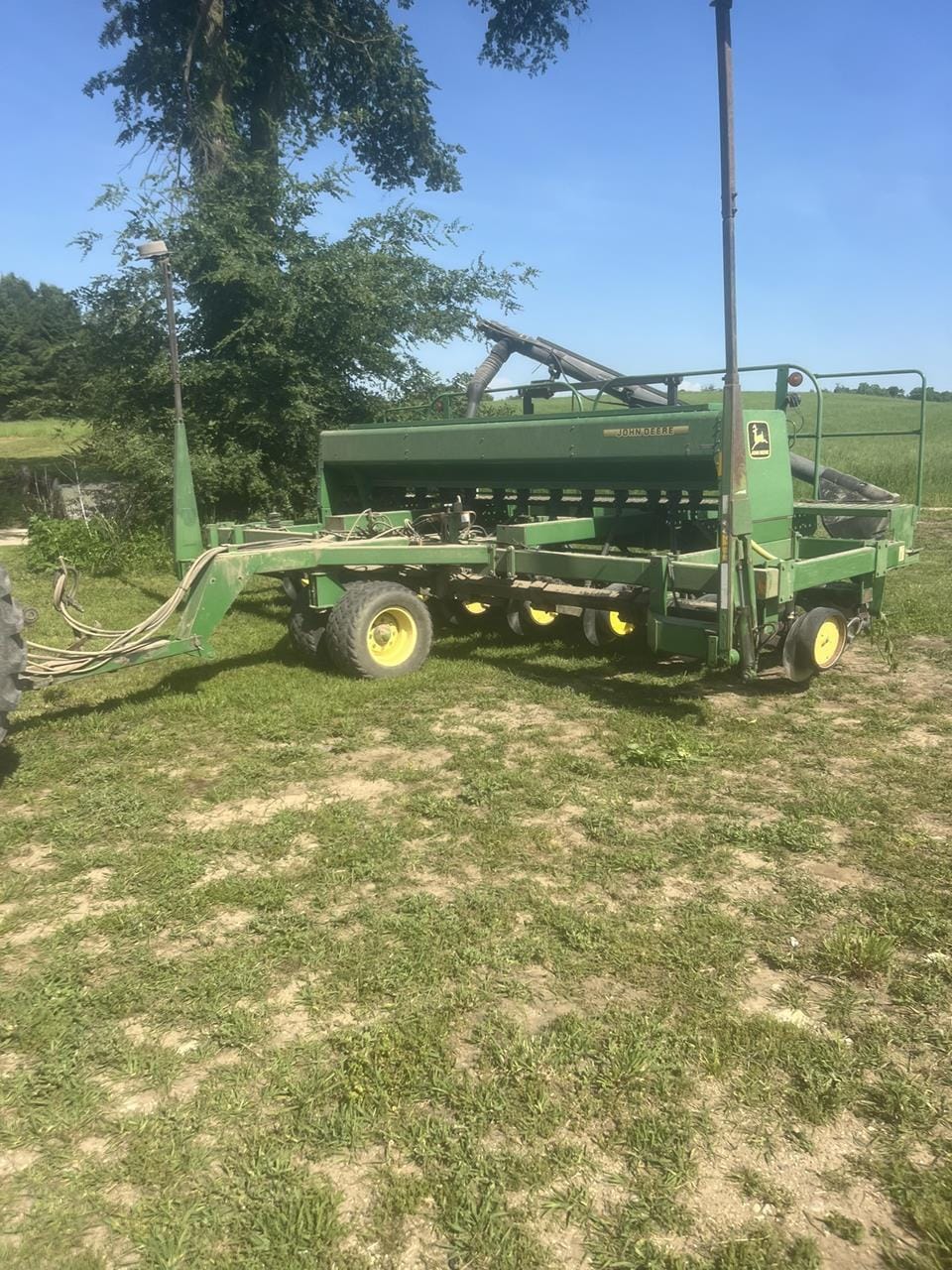 1997 John Deere 750 Equipment Image0