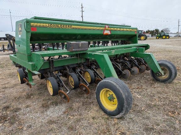 Image of John Deere 750 equipment image 4