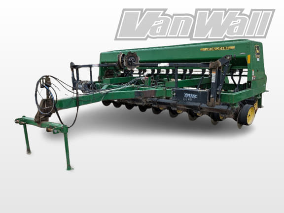 Image of John Deere 750 Primary image