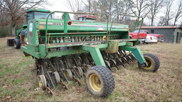 Image of John Deere 750 equipment image 2