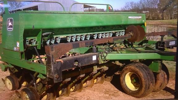 1997 John Deere 750 Equipment Image0