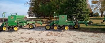 Main image John Deere 750