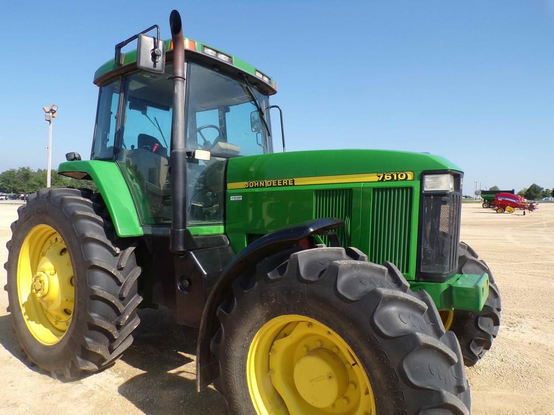 Image of John Deere 7610 Primary image