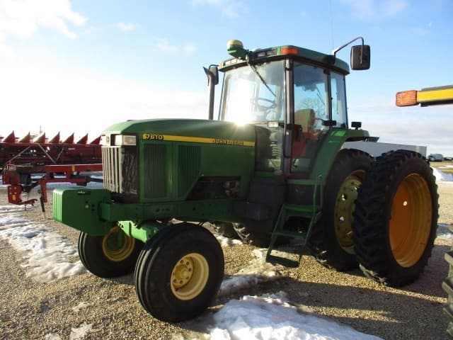 Image of John Deere 7610 equipment image 3