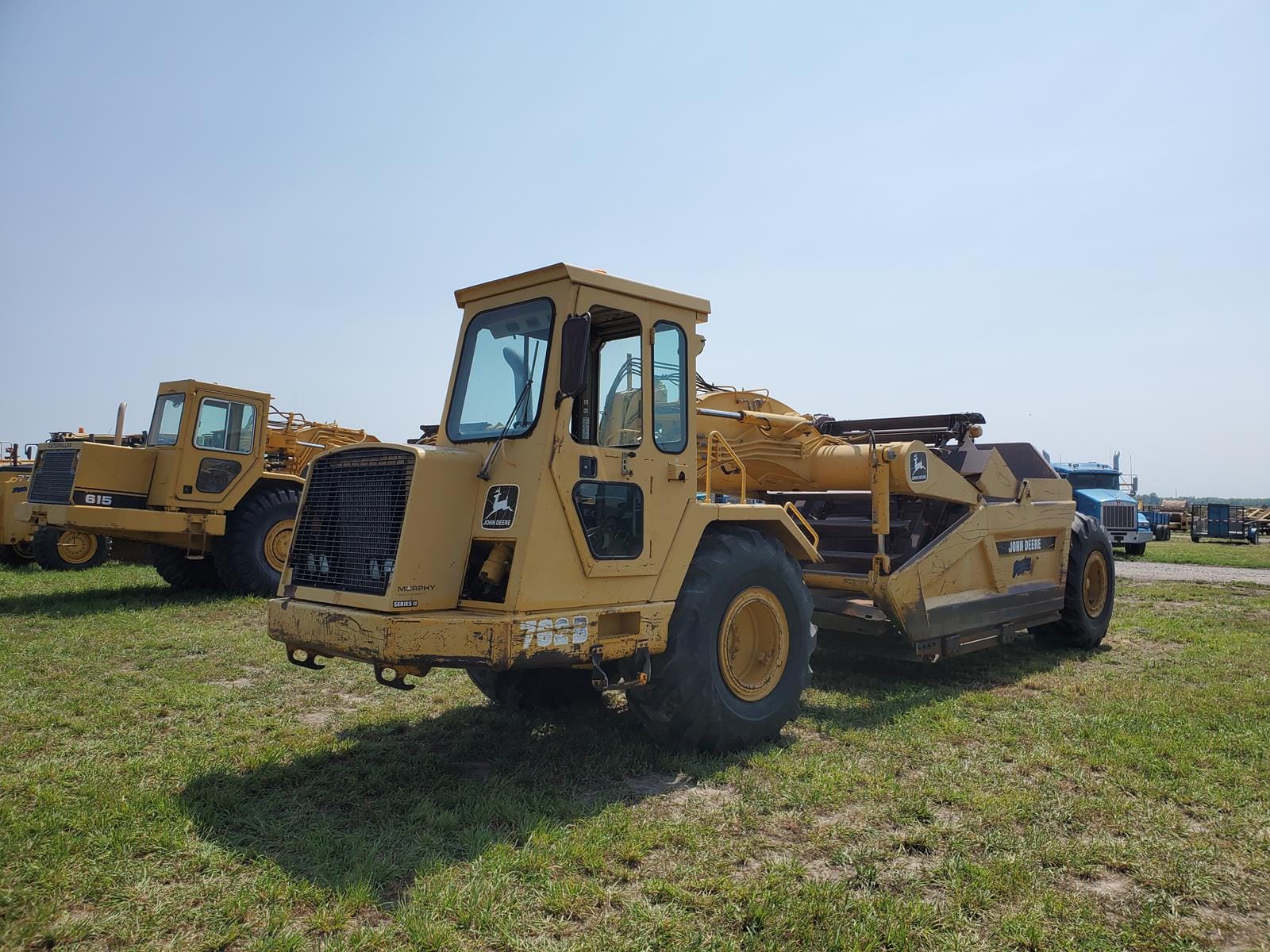 Main image John Deere 762B
