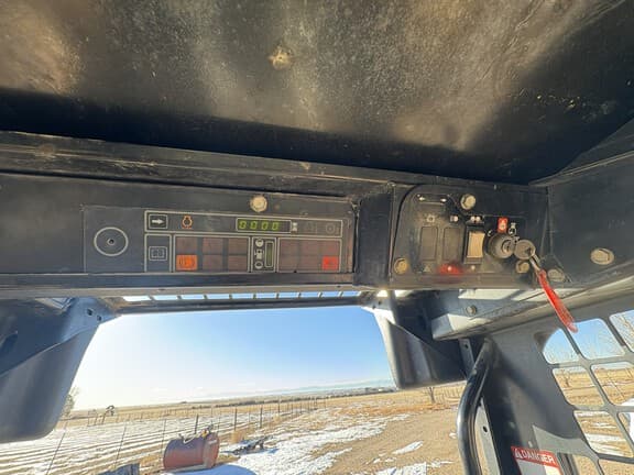 Image of John Deere 7775 equipment image 1