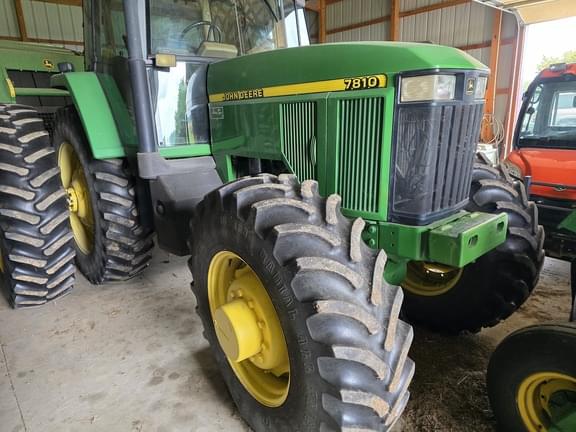 Image of John Deere 7810 Primary image