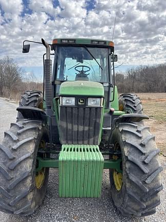 Image of John Deere 7810 equipment image 2