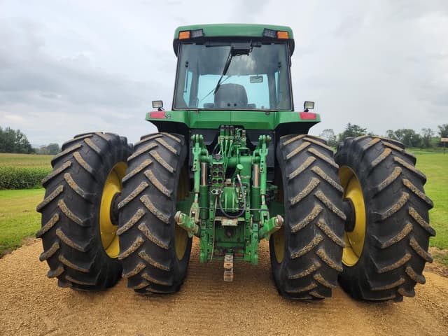 Image of John Deere 7810 equipment image 3