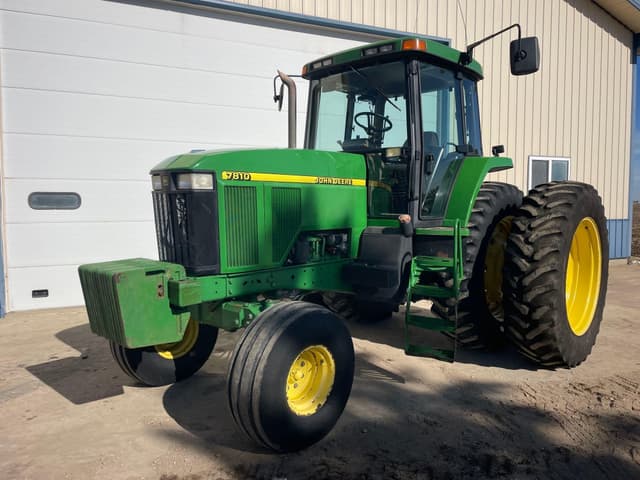 Image of John Deere 7810 equipment image 1