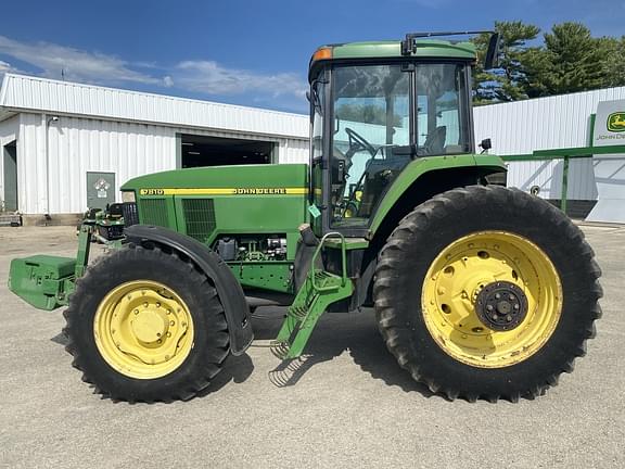 Image of John Deere 7810 equipment image 1