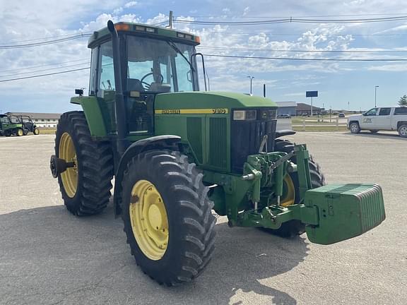 Image of John Deere 7810 equipment image 2