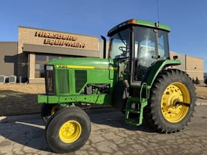 1997 John Deere 7810 Image