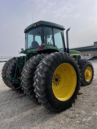 Image of John Deere 7810 equipment image 4