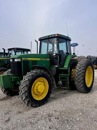 Image of John Deere 7810 equipment image 1