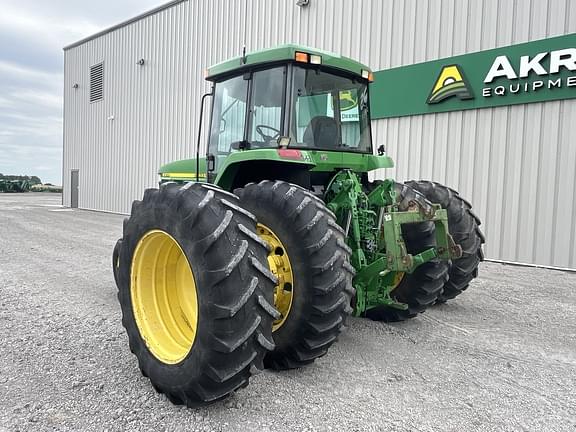 Image of John Deere 7810 equipment image 2