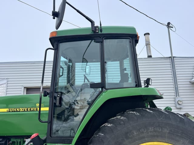 Image of John Deere 7810 equipment image 1