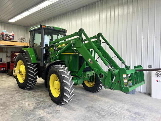 Image of John Deere 7810 equipment image 1