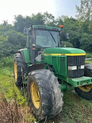 Image of John Deere 7810 equipment image 1