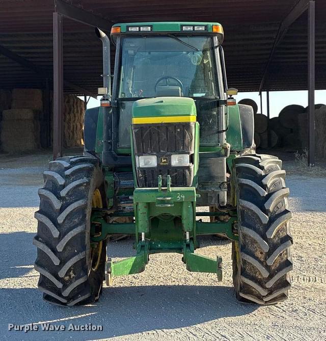 Image of John Deere 7810 equipment image 1