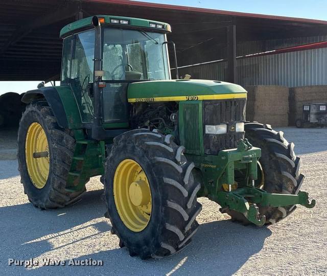 Image of John Deere 7810 equipment image 2