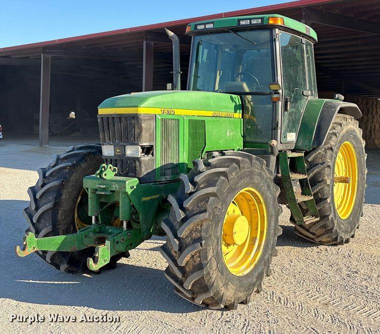 Image of John Deere 7810 Primary image
