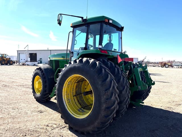 Image of John Deere 7810 equipment image 1
