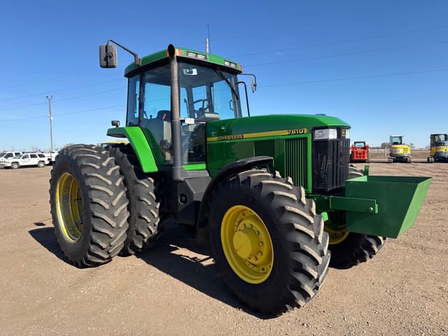 Image of John Deere 7810 equipment image 3