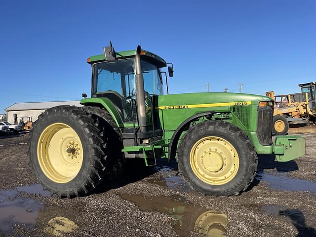 Image of John Deere 8100 equipment image 4