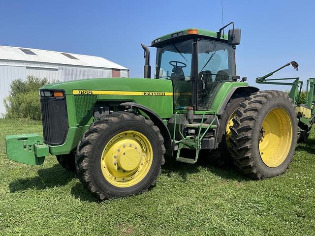 Image of John Deere 8100 equipment image 4