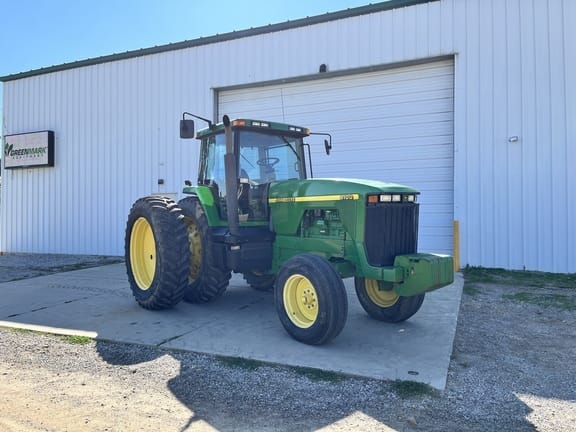 Main image John Deere 8100