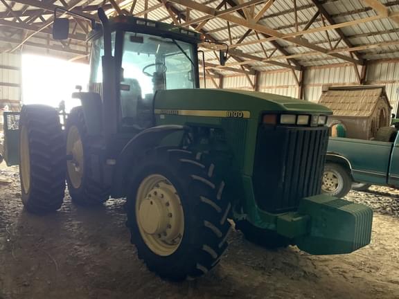 Image of John Deere 8100 equipment image 1