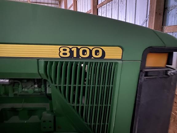 Image of John Deere 8100 equipment image 3