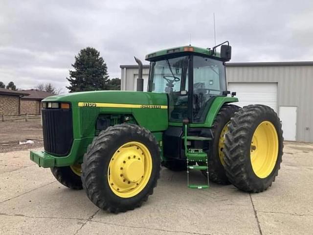 Image of John Deere 8100 equipment image 1