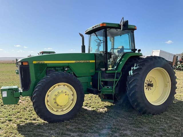 Image of John Deere 8100 equipment image 3