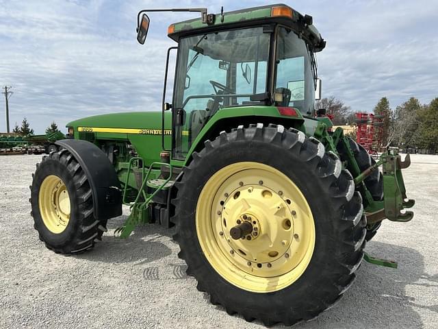 Image of John Deere 8200 equipment image 4
