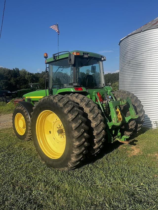 Image of John Deere 8300 equipment image 1