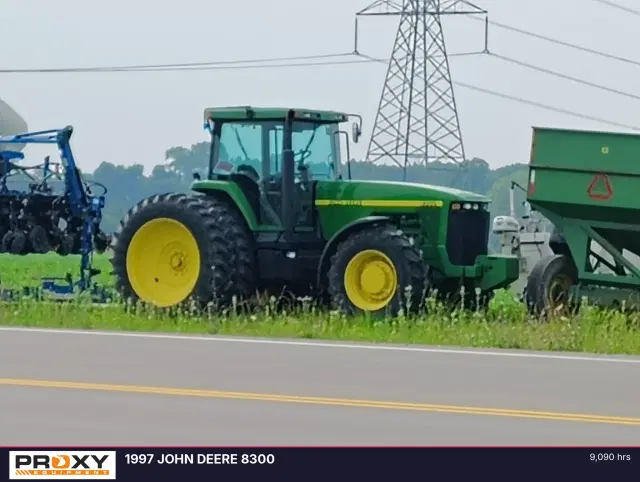Image of John Deere 8300 equipment image 3
